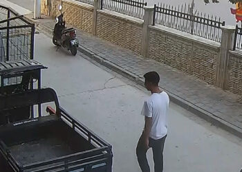 Refakatçi gibi gittiği hastanenin otoparkından motosiklet çaldı