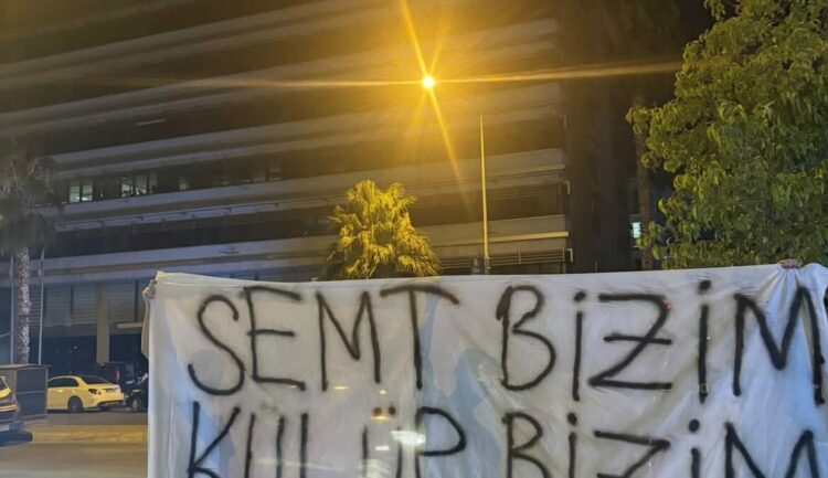 Karşıyaka'da salon krizi sürüyor