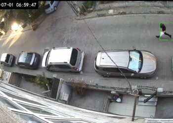 Küçükçekmece'de silahlı saldırıya uğrayan güvenlik görevlisi ağır yaralandı