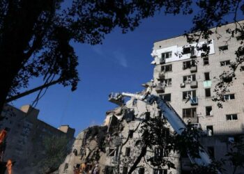 Ukrayna: Rusya'nın Kiev'e düzenlediği hava saldırısında 13 kişi hayatını kaybetti