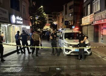 Kocaeli'de silahlı kavga: 3 yaralı