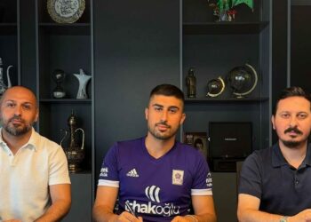 Menemen FK'da Hakan Özkan Gebzespor'a gitti