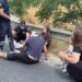 Lina Su, kazada yaralanan anne ve babasının başından ayrılmadı