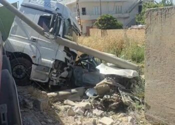 Tankerin çarpıp sürüklediği otomobilin sürücüsü öldü