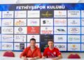Fethiyespor iki oyuncuya imza attırdı