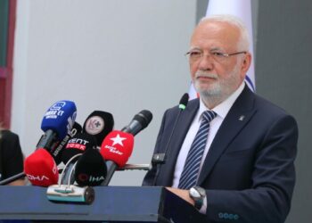AK Parti'li Elitaş: Sanayinin ilk temellerinin ortaya çıktığı vilayetlerde öncülük yapmamız lazım