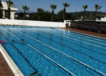 TSYD Urla Havuzu'nda yüzme kursları başlıyor