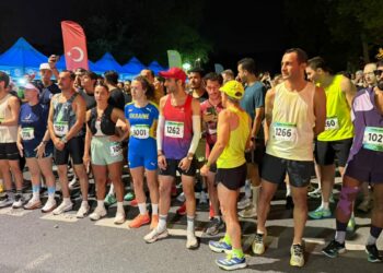 Sarıyer’de Türkiye’nin ilk gece maratonu düzenlendi