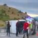 Devrilen minibüste 6'sı çocuk 16 kişi yaralandı