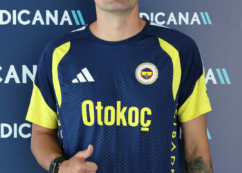Fenerbahçe’nin milli futbolcularının yanı sıra Diego Carlos ve Nene Avusturya kampına katılacak