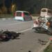 Otomobile çarpan motosikletin sürücüsü ağır yaralandı