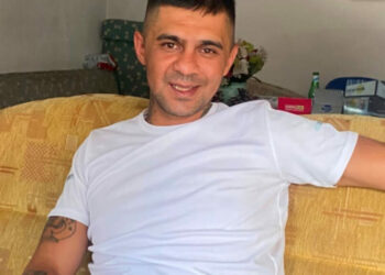 Serinlemek için girdiği baraj gölünde boğuldu