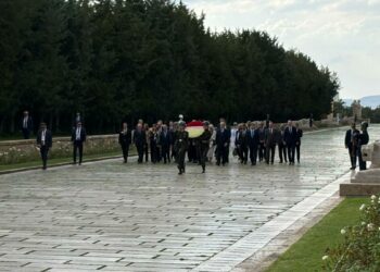 NATO heyetinden Anıtkabir'e ziyaret