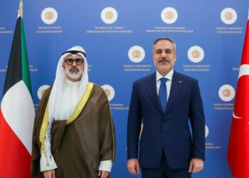 Bakan Fidan, Kuveytli mevkidaşı Al-Sabah ile bir araya geldi