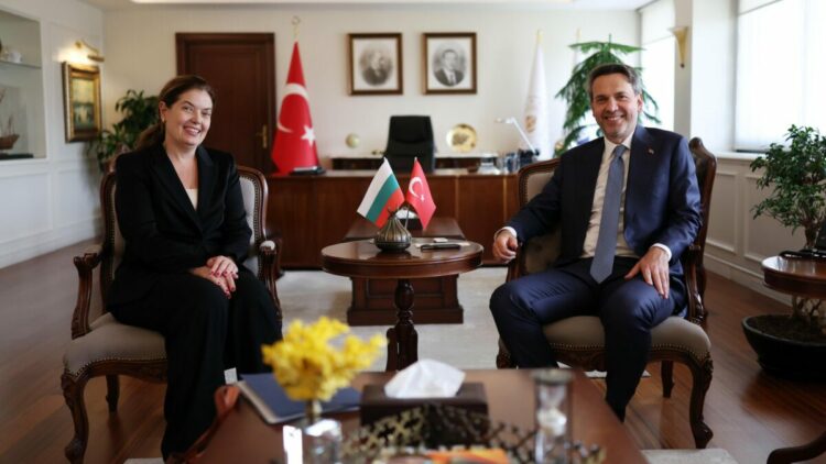 BOTAŞ ile Bulgargaz arasında doğal gaz alanında protokol imzalandı