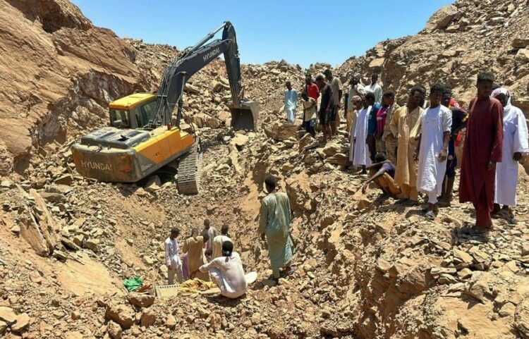 Sudan'da altın madeninde göçük: 15 ölü