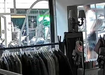 Beyoğlu’nda antika bisikleti çalan şüpheli kamerada