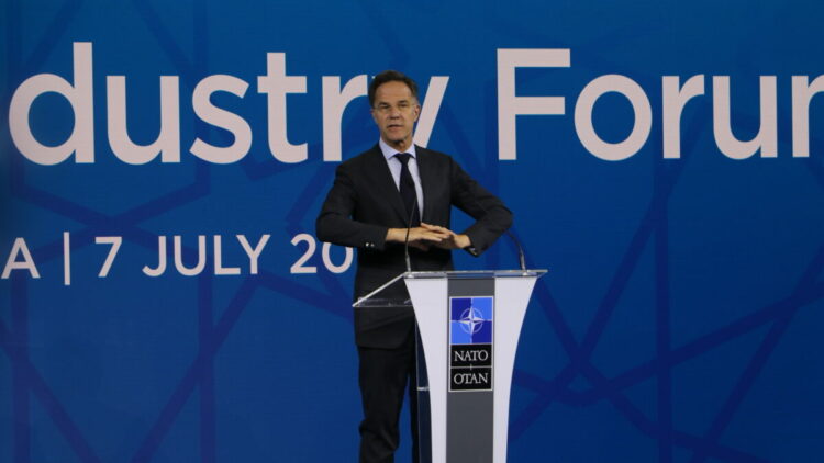 NATO Genel Sekreteri Rutte: Müttefiklerimiz Airbus'tan 12 adet A400 modeli uçak alacak