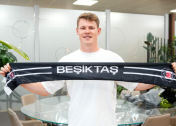 Alexander Nübel ve Doğan Alemdar Beşiktaş için İstanbul’da