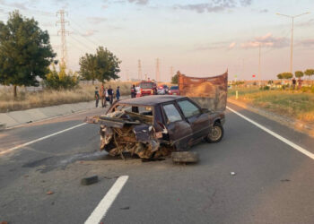 Edirne’de iki otomobil çarpıştı; 1 yaralı