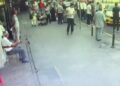 Otogara babasını almaya gelen taksici ile duraktaki şoförler arasında bıçaklı kavga: 2 yaralı