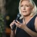 Le Pen cumhurbaşkanlığı adaylığını resmen açıkladı