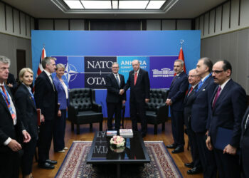 Cumhurbaşkanı Erdoğan, Birleşik Krallık Başbakanı Starmer'i kabul etti