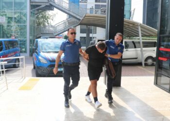 Polise hakaret eden şüpheli, gözaltına alındı
