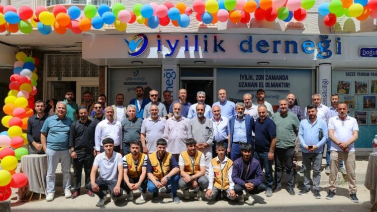 İyilik Derneği Doğubayazıt’ta Medeniyet Mektebi Komplesi’ni hizmete açtı
