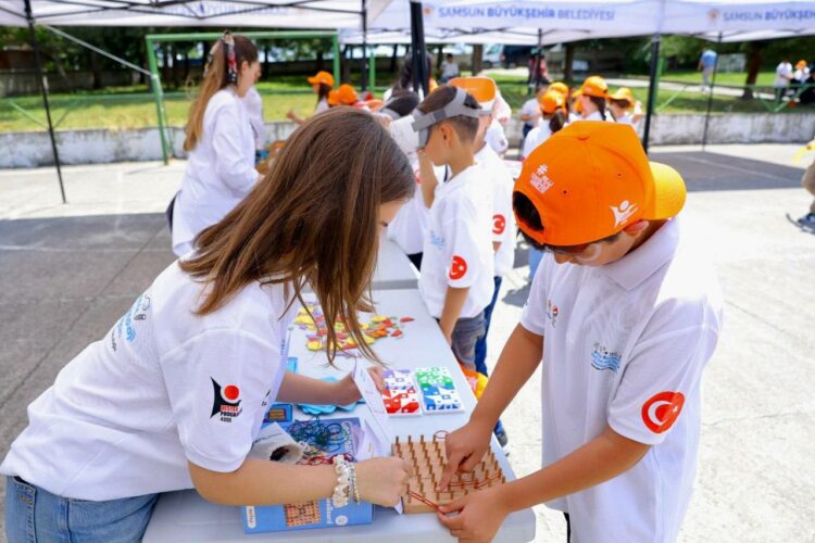 TÜBİTAK'tan köy okullarına bilim ve teknoloji desteği