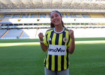 Fenerbahçe arsaVev Kadın Futbol Takımı, Fatma Şakar'ı transfer etti