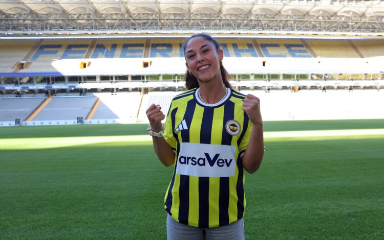 Fenerbahçe arsaVev Kadın Futbol Takımı, Fatma Şakar'ı transfer etti