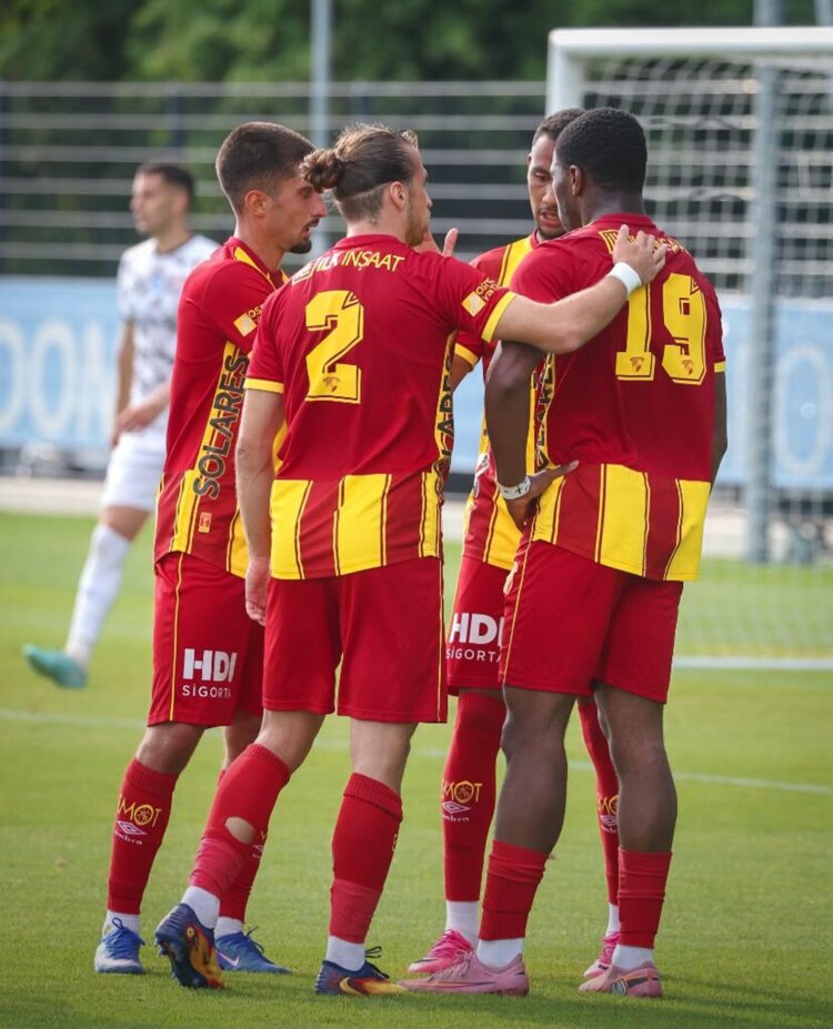 Göztepe Slovenya'da rakip tanımıyor