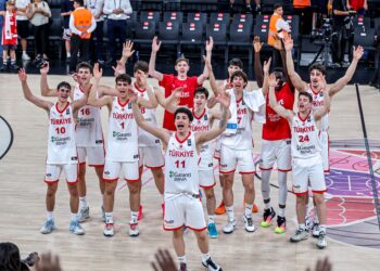 U17 Erkek Milli Basketbol Takımı çeyrek finalde