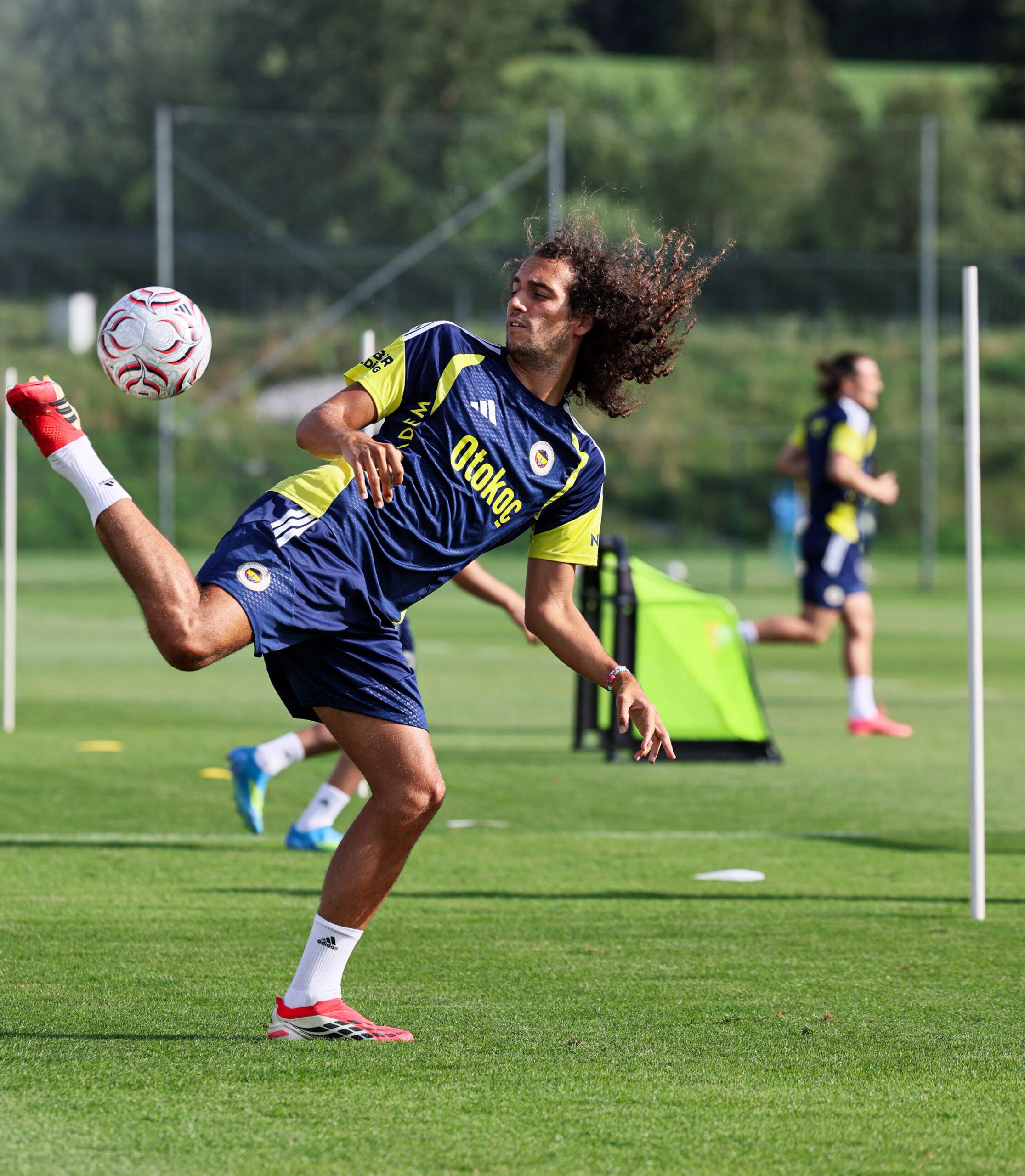 Fenerbahçe Avusturya kampında günü çift antrenmanla tamamladı