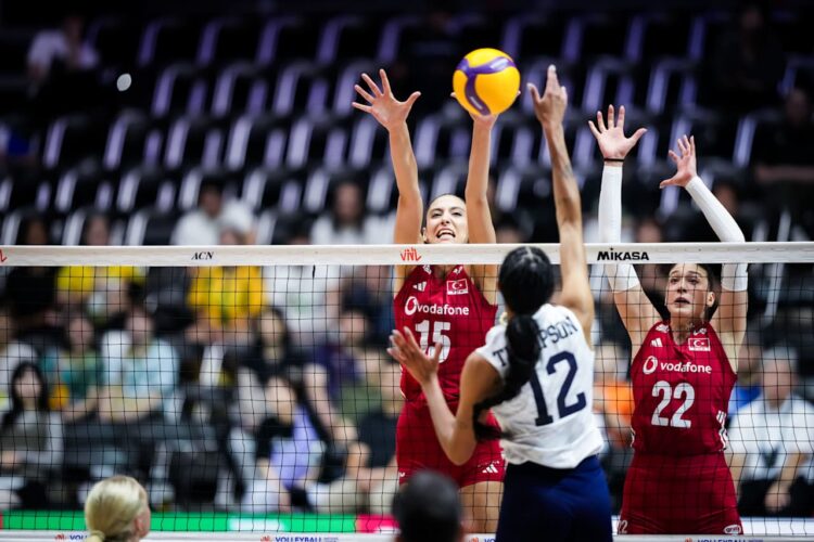 Filenin Sultanları, ABD'ye 3-2 mağlup oldu