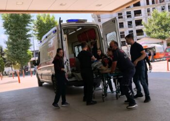 Bursa'da evinde rahatsızlanan hemşire hayatını kaybetti