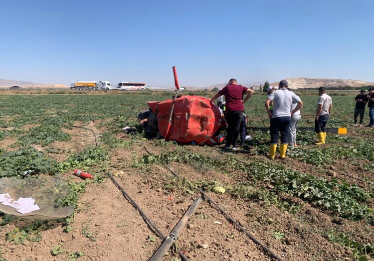 Ankara'da eğitim helikopteri düştü; 2 yaralı var