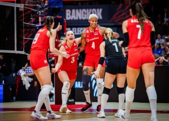 Tarih yazmaya bir adım kaldı! Filenin Sultanları finalde