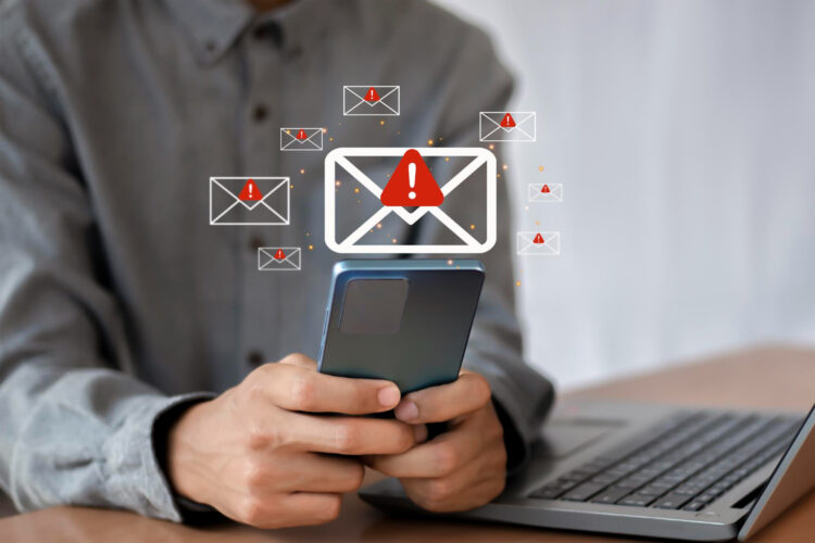 Sahte SMS'leri nasıl ayırt edebilirsiniz? Uzmanlardan dolandırıcılık mesajlarına karşı hayati uyarılar