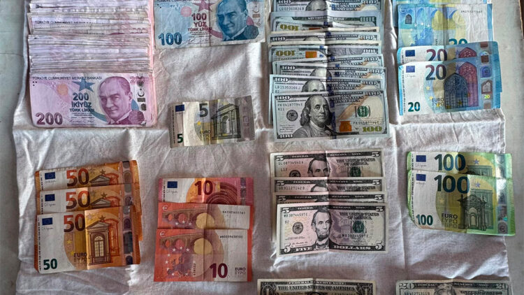 10 milyar liralık Hazine taşınmazı vurgununda 10 tutuklama