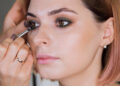 Dağınık eyeliner geri döndü: 2026 sonbaharında kusursuz makyaj devri kapanıyor mu?