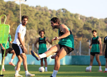 Bodrum FK Teknik Direktörü Burhan Eşer sabır istedi