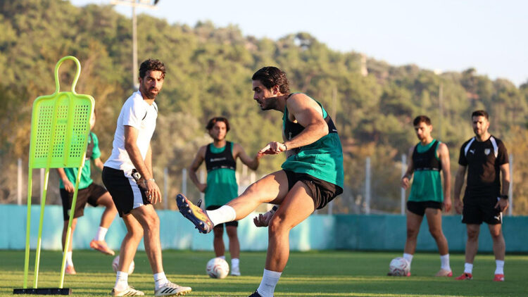 Bodrum FK Teknik Direktörü Burhan Eşer sabır istedi