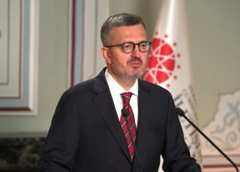 Türkiye Cumhuriyeti, hiçbir haine geçit vermeyecektir