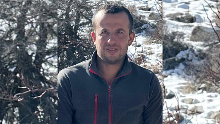 Domuz avında arkadaşını başından vurdu