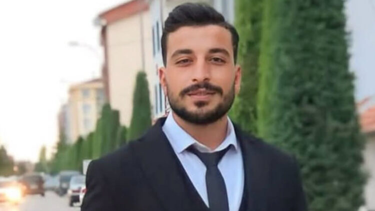 Düğünde bıçaklı kavga: 1 ölü