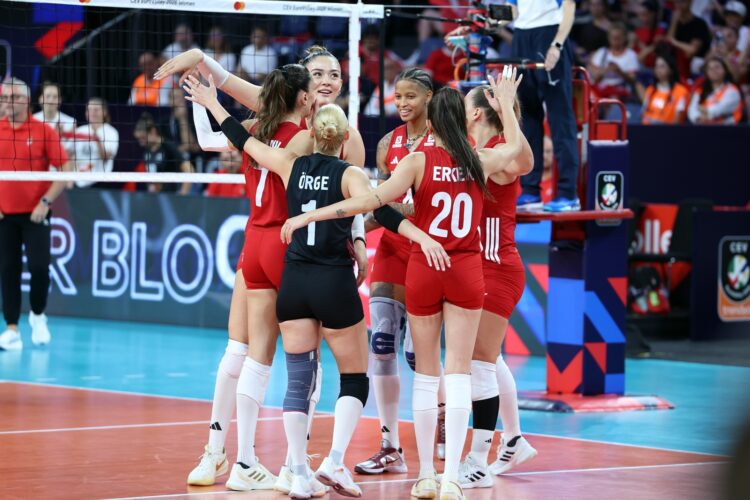 Filenin Sultanları durdurulamıyor! Almanya’yı 3-1 devirdi, 4’te 4 yaptı