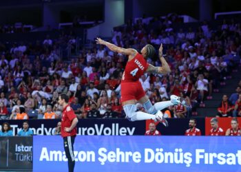 Filenin Sultanları doludizgin! Macaristan’ı set vermeden devirdi