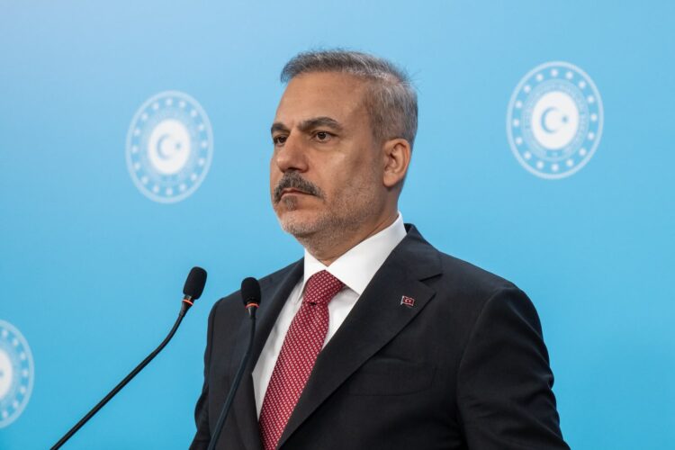 Hakan Fidan'dan Netanyahu'ya sert mesaj: "Gazzeliler Gazze'de yaşamaya devam edecek"